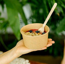 Carica l'immagine nel visualizzatore di Gallery, Insalatiera in cartone 500 ml + coperchio antiappannamento in rPET (200 unità/scatola)