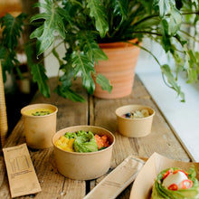 Carica l'immagine nel visualizzatore di Gallery, Insalatiera in cartone 1000 ml + coperchio antiappannamento in rPET (200 unità/scatola)