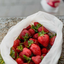 Cargar imagen en el visor de la galería, Bolsa Camiseta Compostable 47x22x13cm (alto x ancho x fuelle) 100 unid/rollo