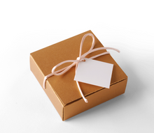 Carica l'immagine nel visualizzatore di Gallery, Scatola Kraft Autoassemblante 30x30x8cm (Microchannel)