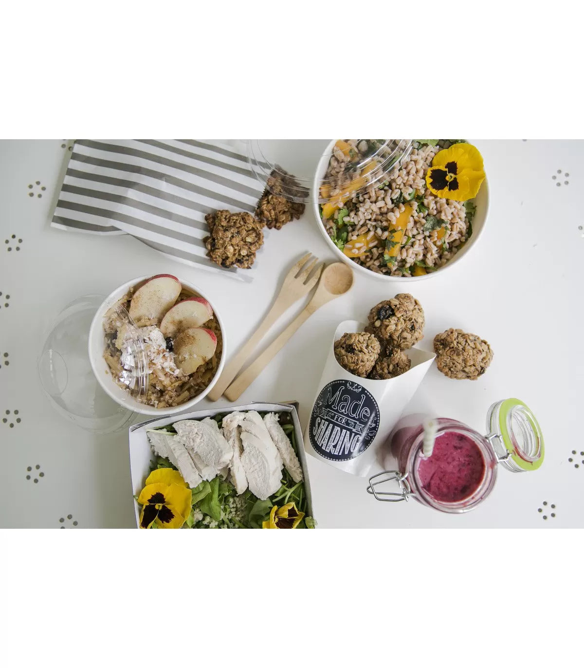 Ensaladera Blanca Cartón 1300 ml + Tapa rPET Antivaho (200 unid/caja) (exclusivo online)