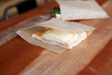 Load image into Gallery viewer, Kraft Fast Food Grease Bag 15x15cm 
